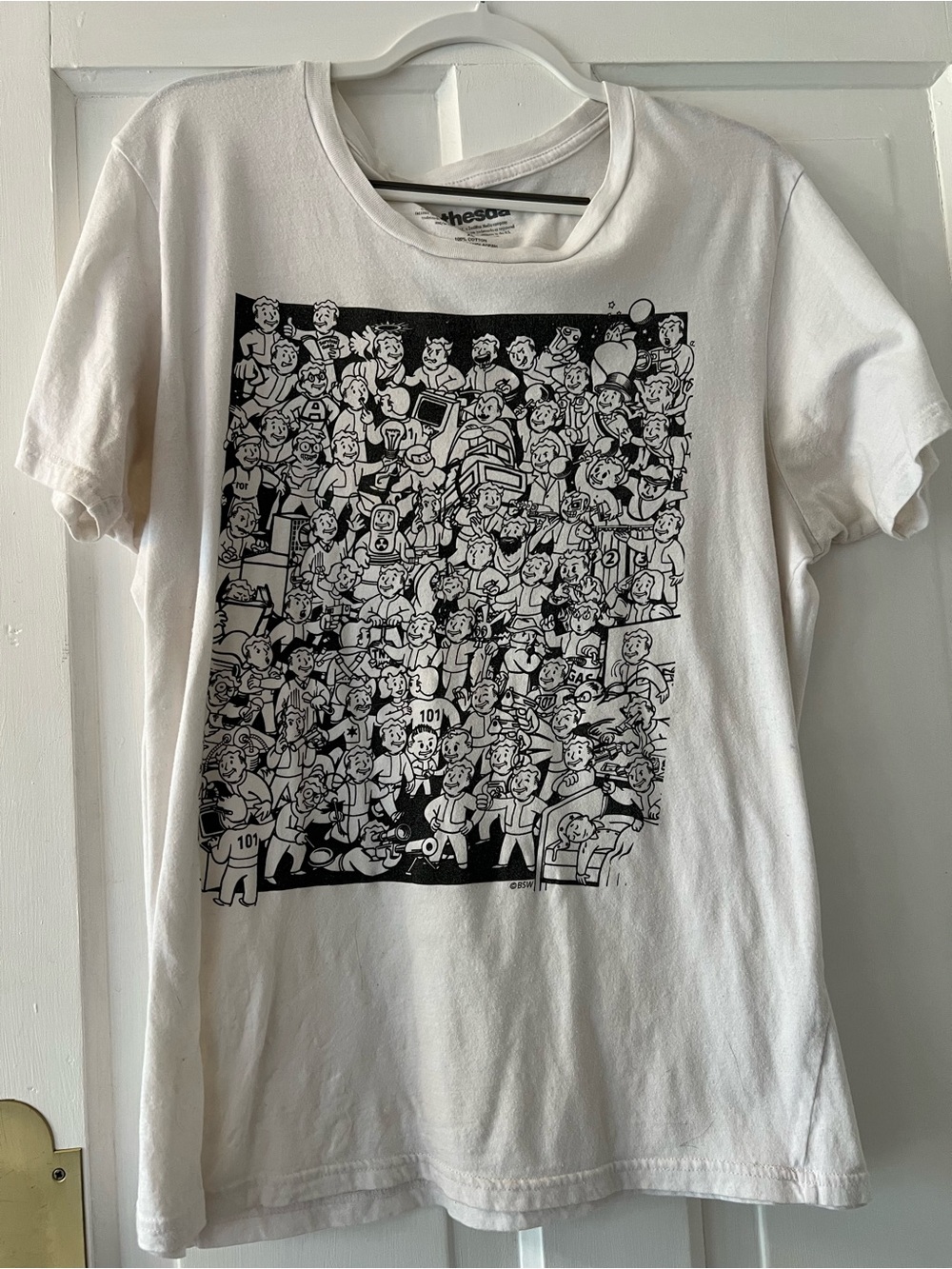 Fallout men’s shirt XL